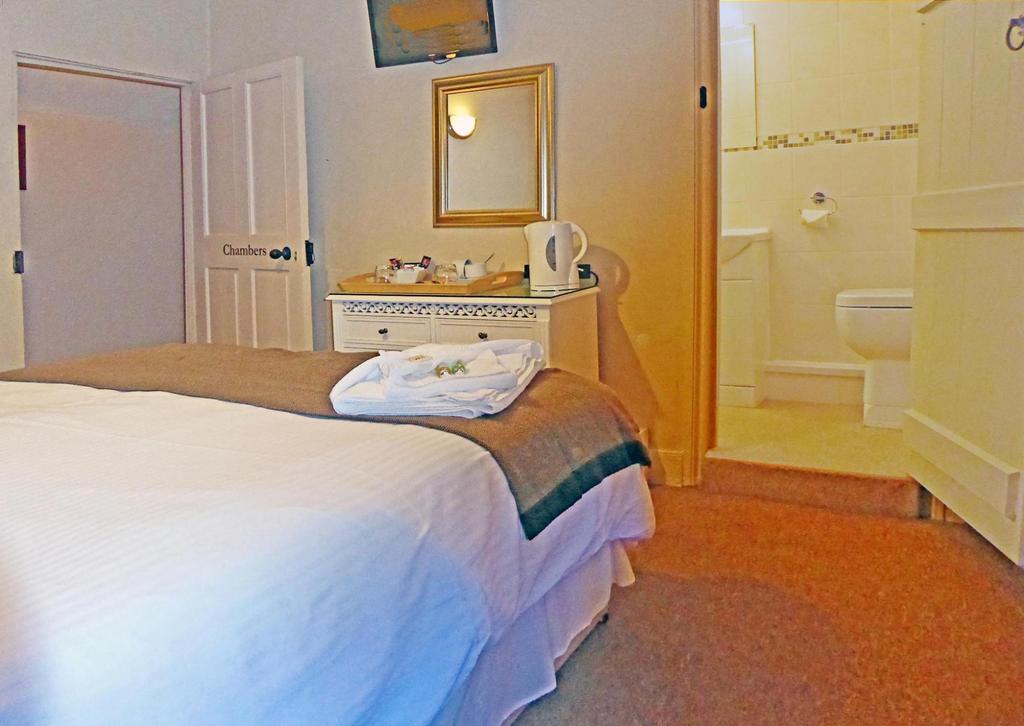Hotel Hambro Arms Milton Abbas Pokój zdjęcie