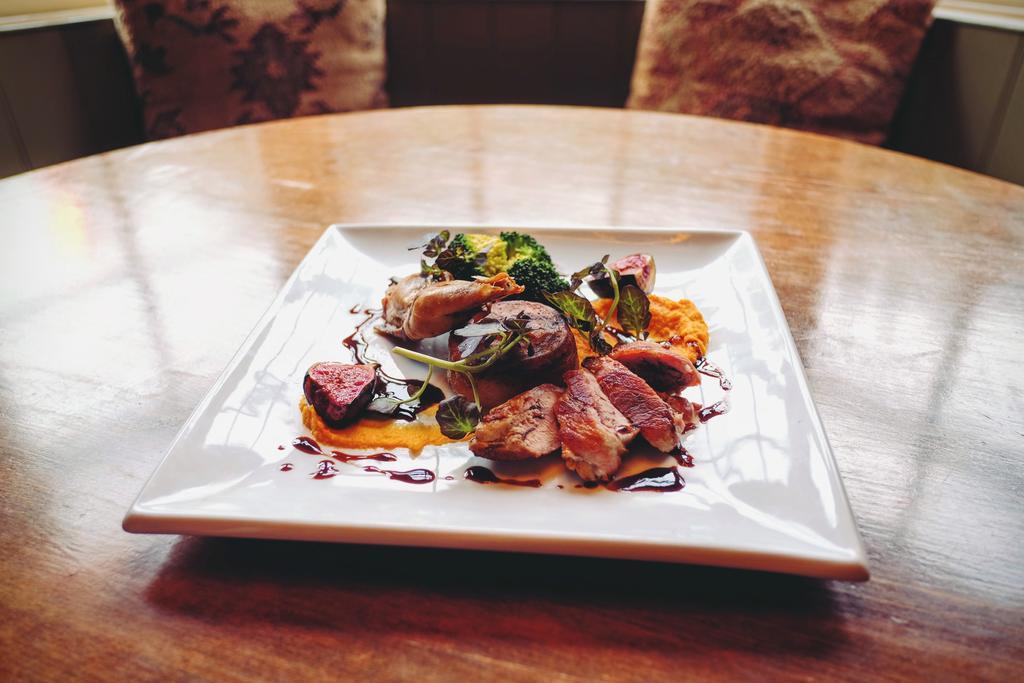 Hotel Hambro Arms Milton Abbas Zewnętrze zdjęcie